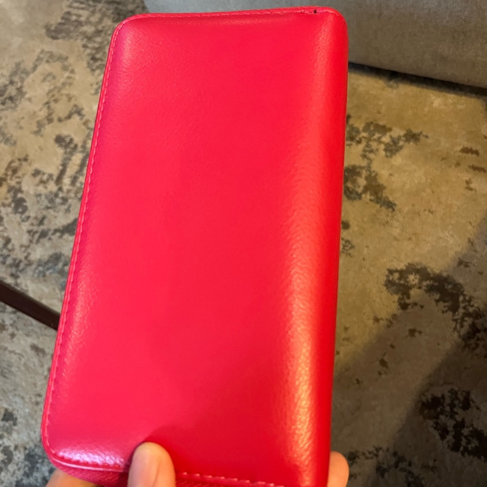 Amazon Women's Pink Wallet